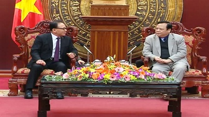 អនុប្រធានរដ្ឋសភាវៀតណាមទទួលជួបសន្ទនាជាមួយអគ្គកុងស៊ុលវៀតណាមប្រចាំនៅ Busan